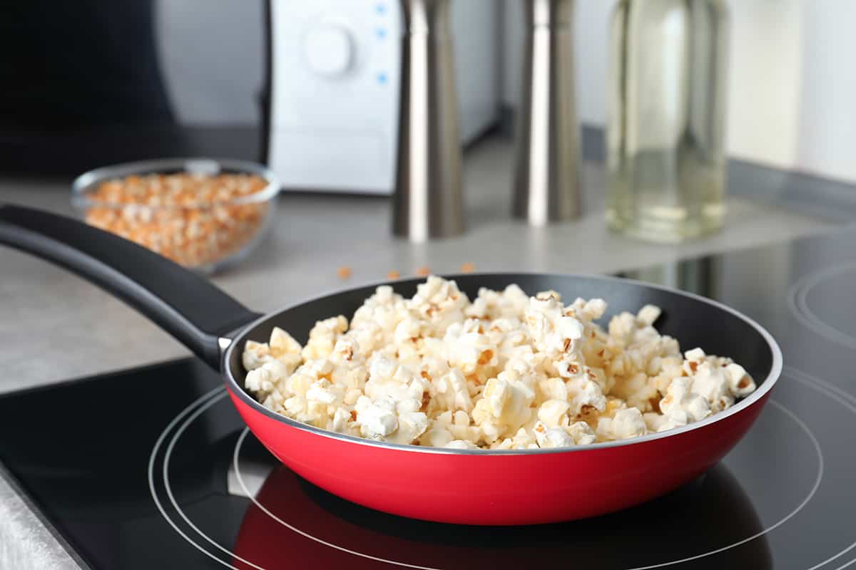 Best way to make popcorn on an electric stove