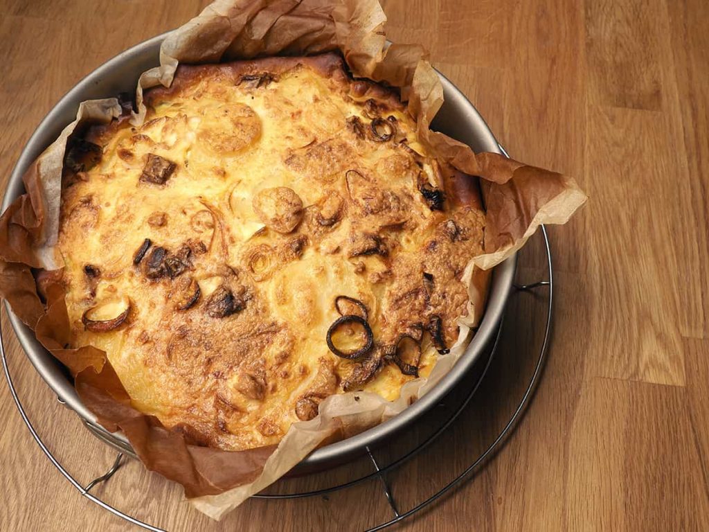 Standard Springform Pan Sizes (with Drawings) HowdyKitchen