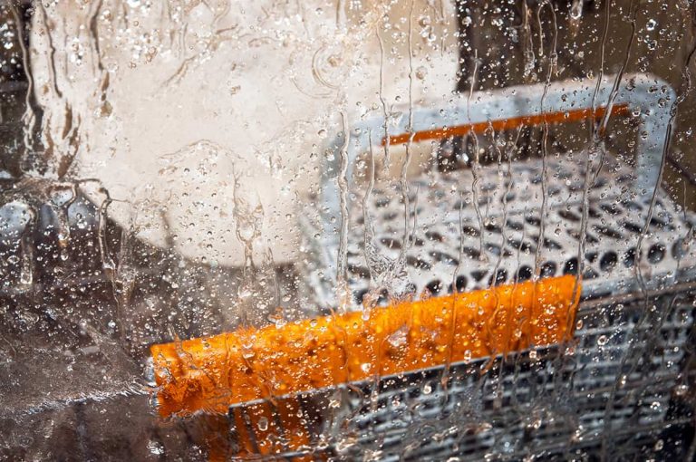 How Much Water Does A Bosch Dishwasher Use? HowdyKitchen