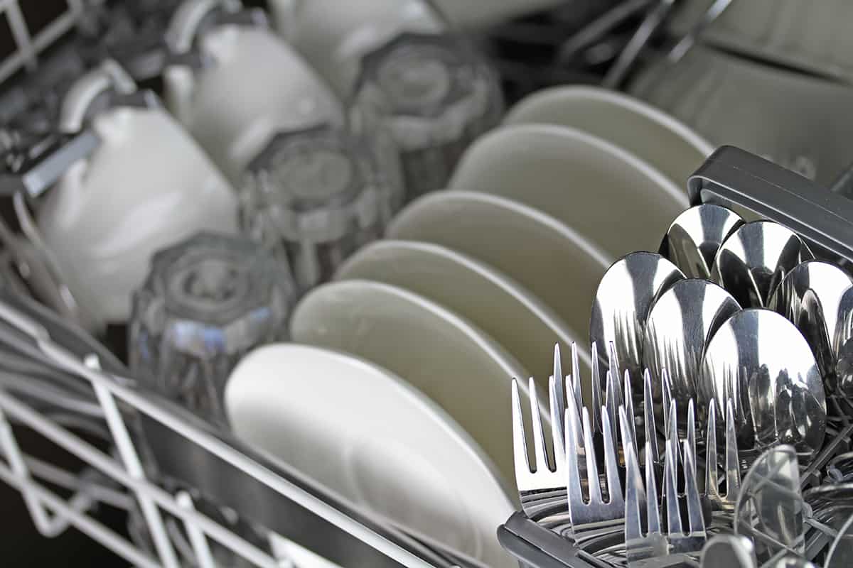 What Factors Affect Dishwasher Life Expectancy?
