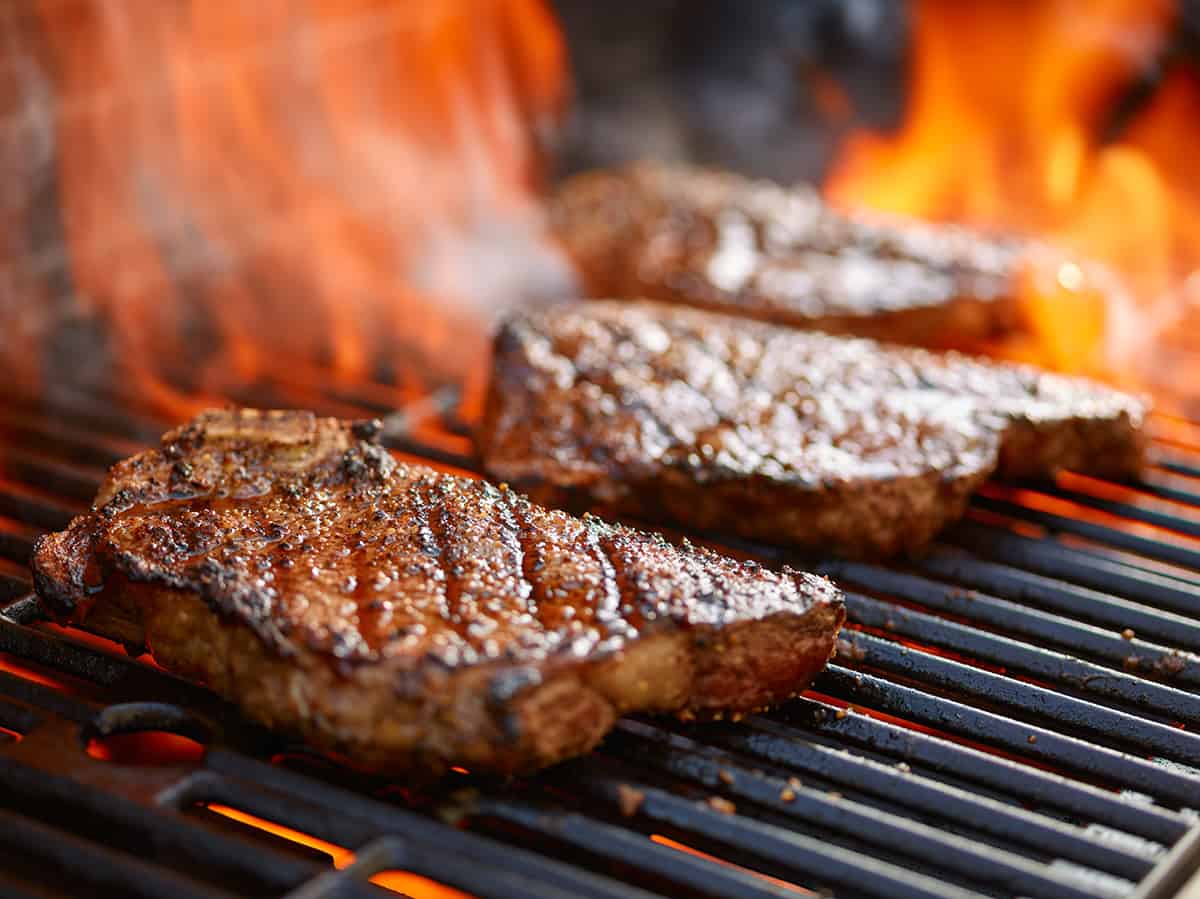 What Temperature Should I Grill Steaks?