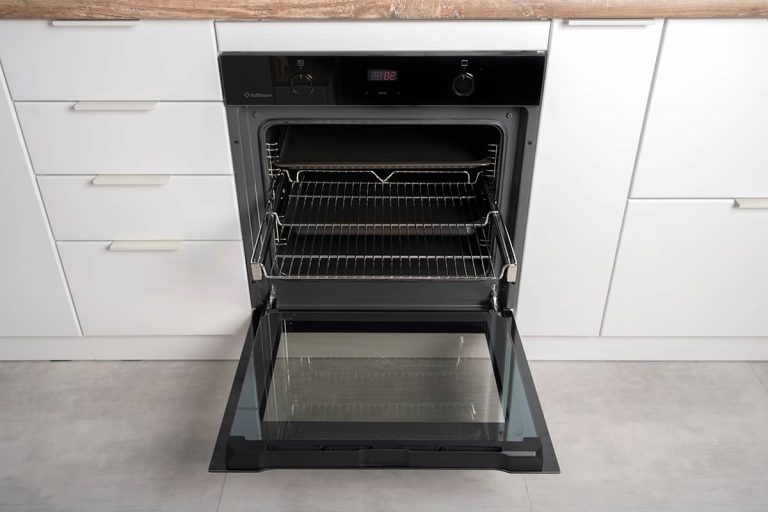 Do Convection Ovens Need Venting? HowdyKitchen