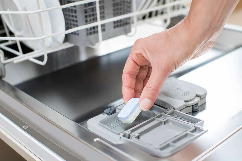 Should You Unwrap Dishwasher Tablets? HowdyKitchen