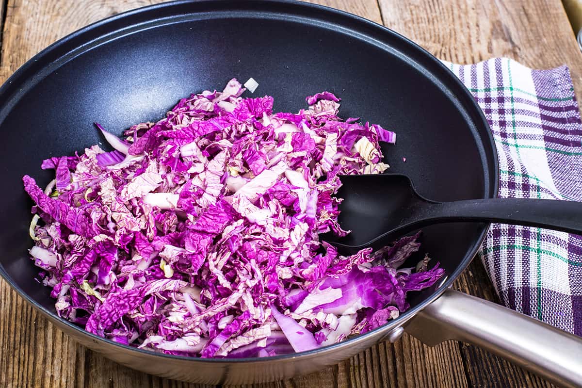 How to Shred Cabbage in a Food Processor