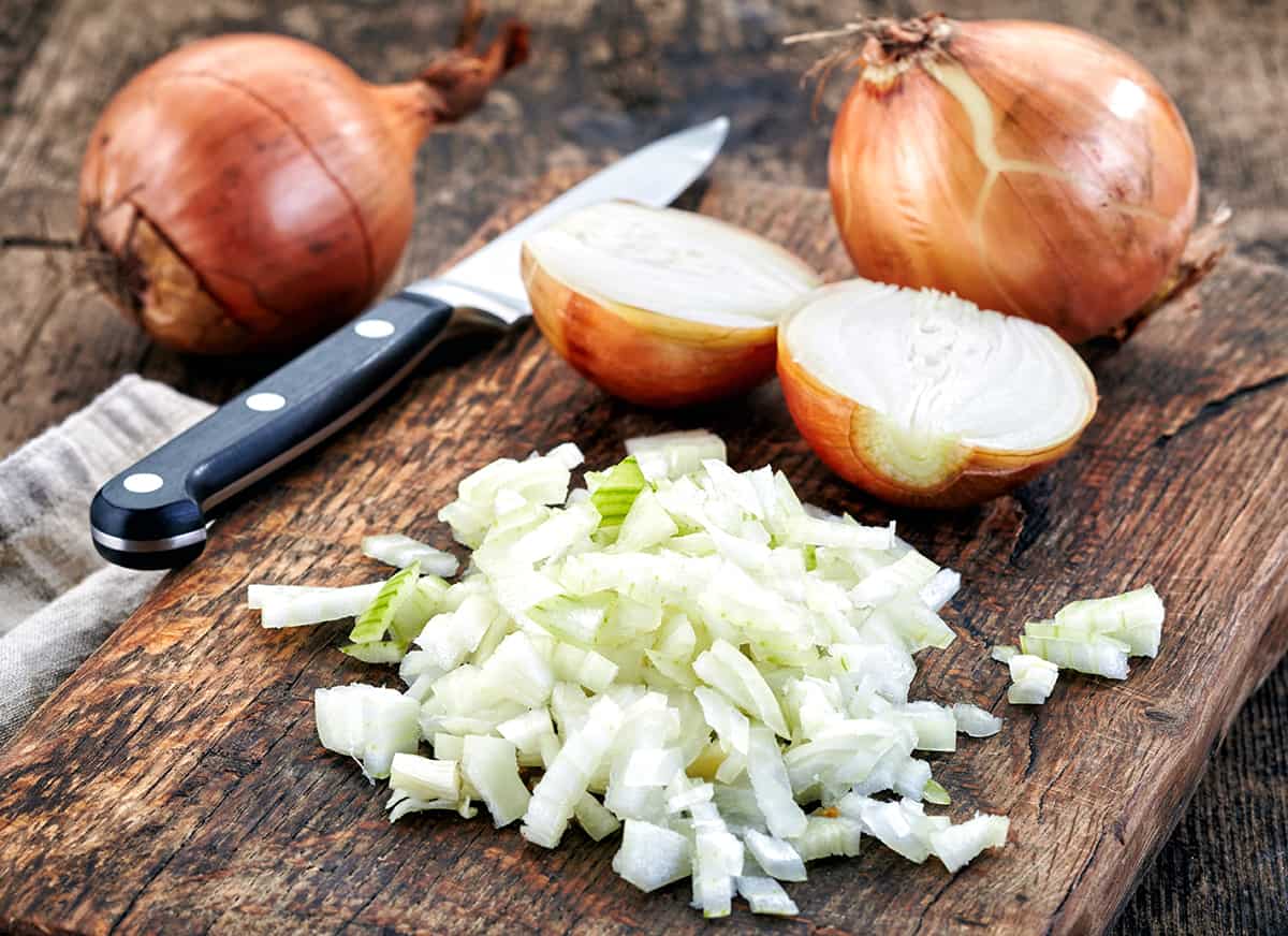How to Chop Onions in A Food Processor