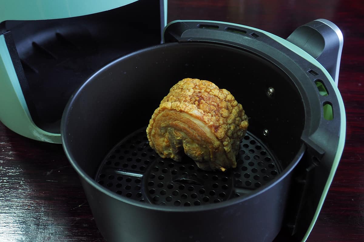 How to Keep Food from Sticking to an Air Fryer
