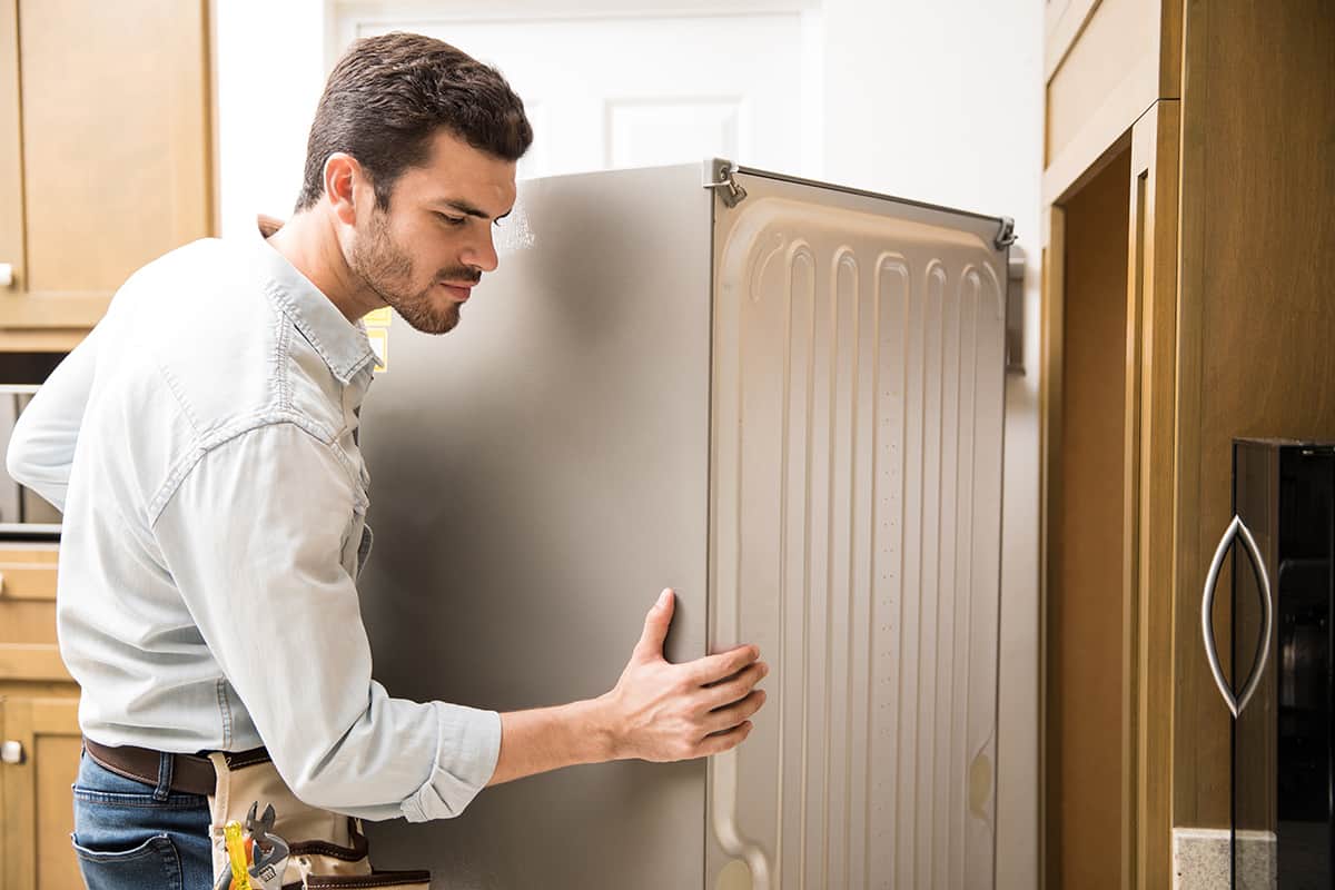How to Prepare a Refrigerator for Moving