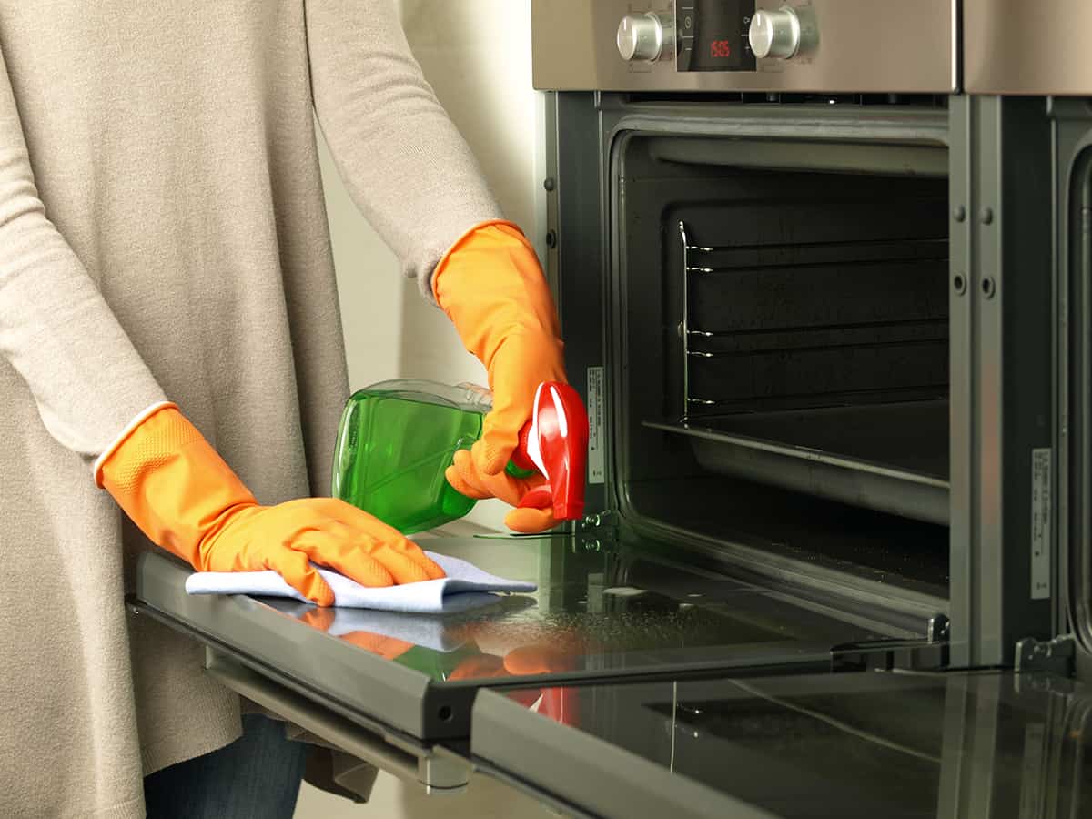 Should You Use Oven Cleaner on A Self Cleaning Oven