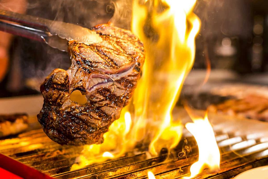 Can You Broil in A Gas Oven? HowdyKitchen