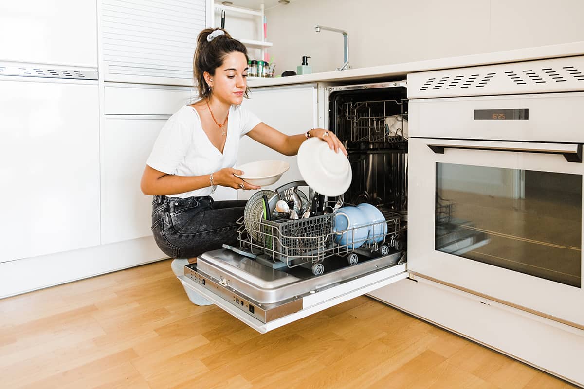 Whirlpool Dishwasher Not Drying—Causes and Solutions
