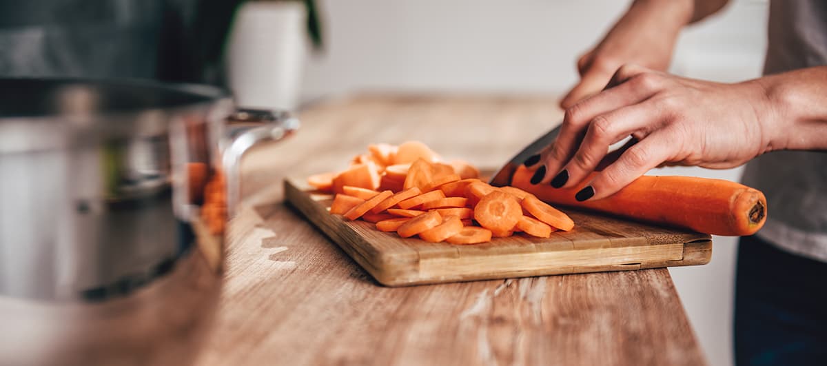 grate carrots with a knife