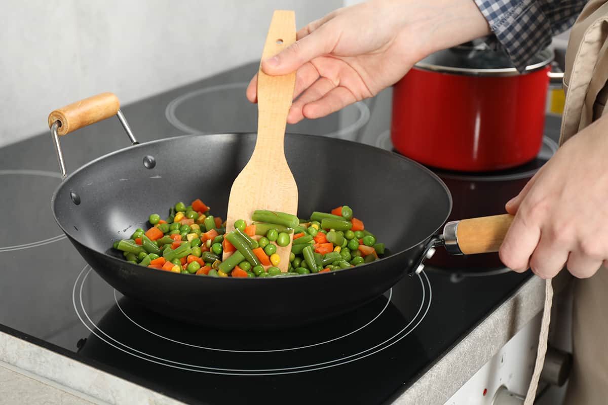 A Word of Warning When Using a Wok on a Glass Top Electric Stove