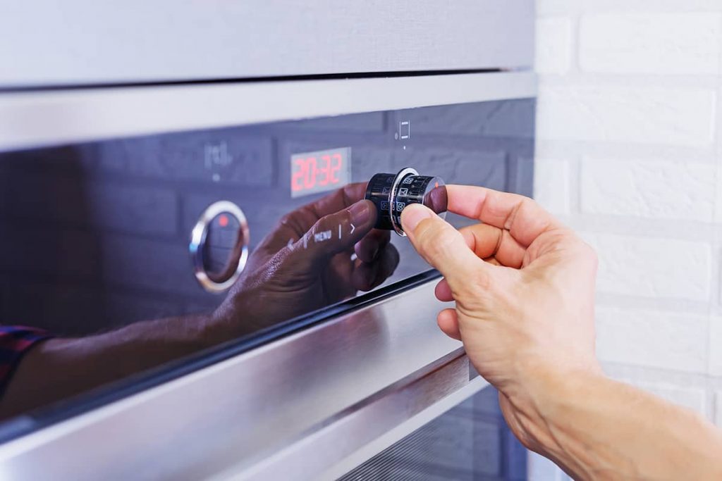 what-number-is-simmer-on-an-electric-stove-howdykitchen