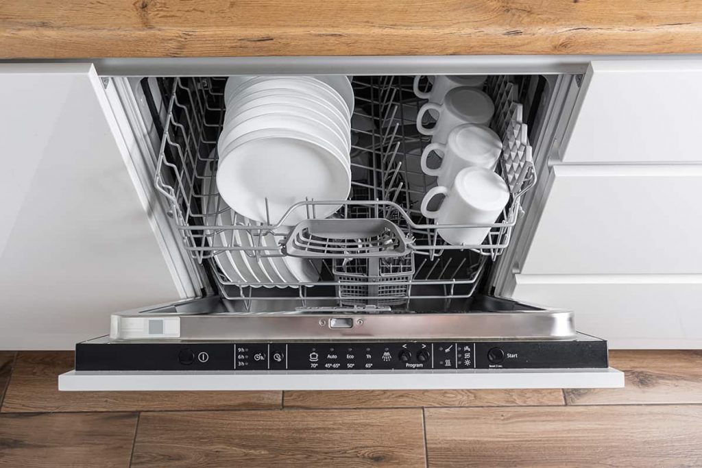 How to Clean a Bosch Dishwasher In 4 Steps HowdyKitchen