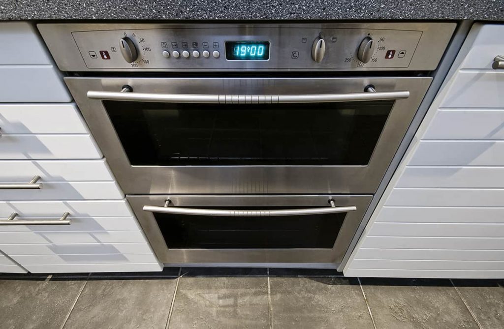 How Much Does a Double Oven Cost? HowdyKitchen