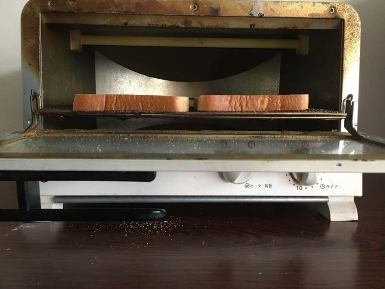 How to Recycle a Toaster Oven The Right Way HowdyKitchen