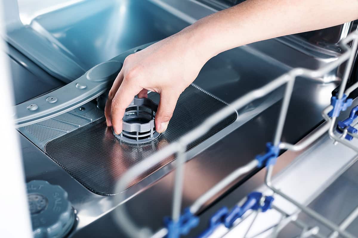 How to Deep Clean a Dishwasher