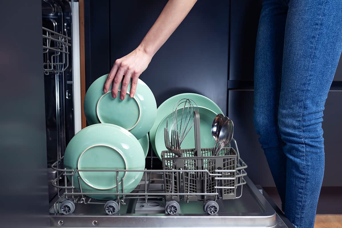 How to Load and Unload a Dishwasher