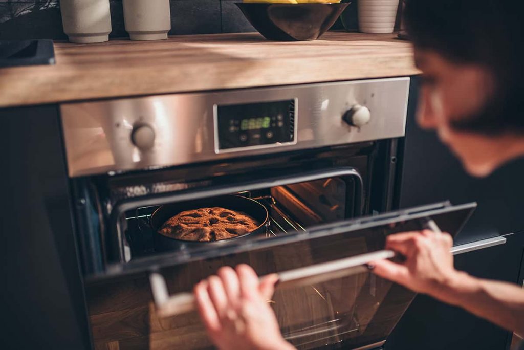 Do Ovens Need to Be Calibrated? HowdyKitchen