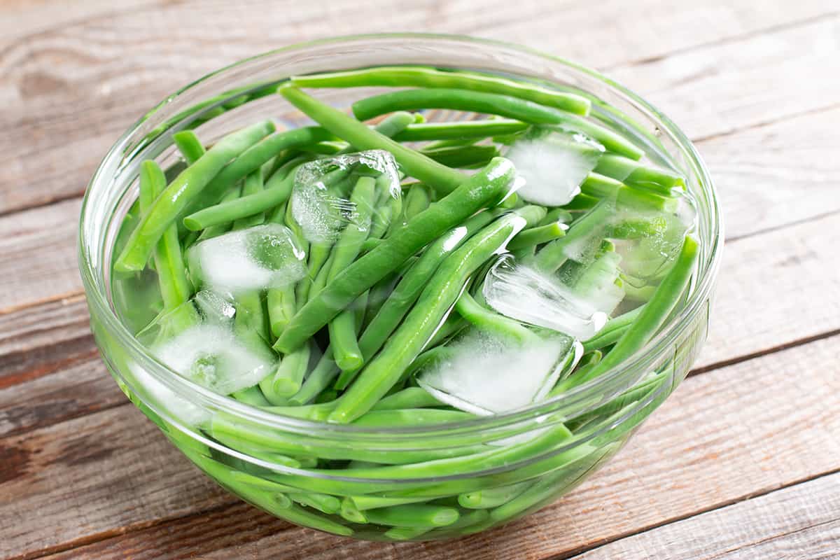 How long to blanch green beans