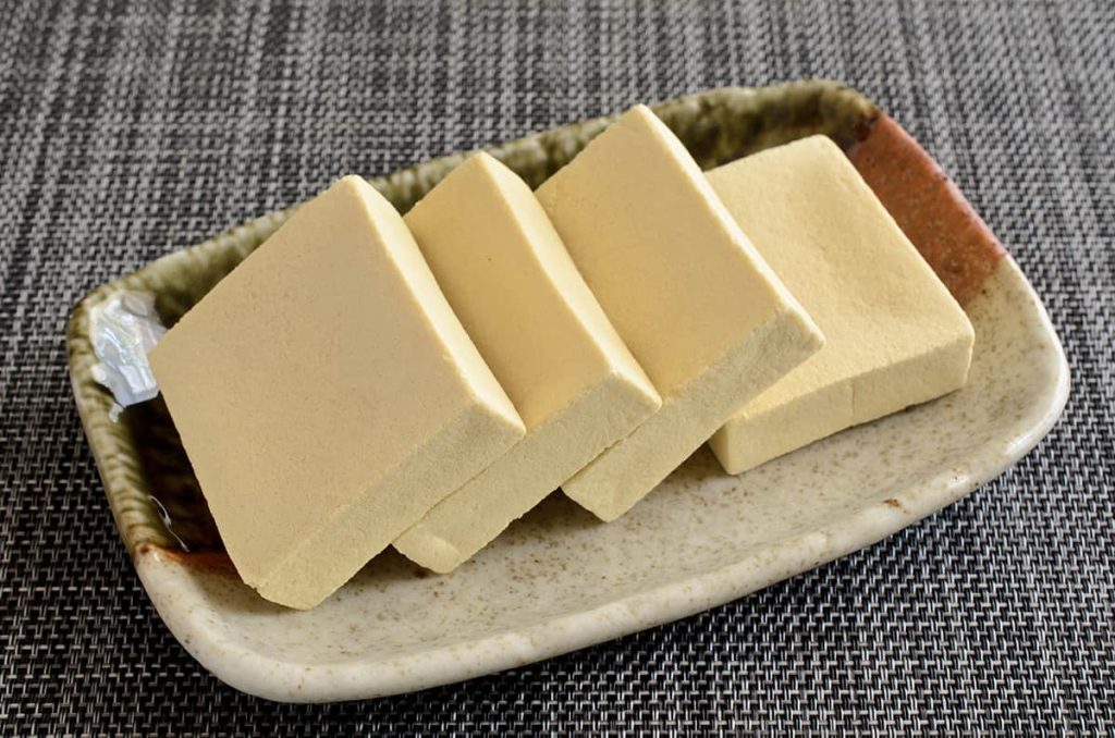 How to Defrost Tofu - A Ultimate Guide - HowdyKitchen