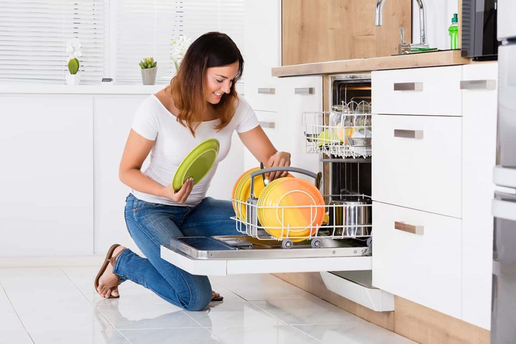 Is It Ok to Use a Dishwasher Every Day? HowdyKitchen
