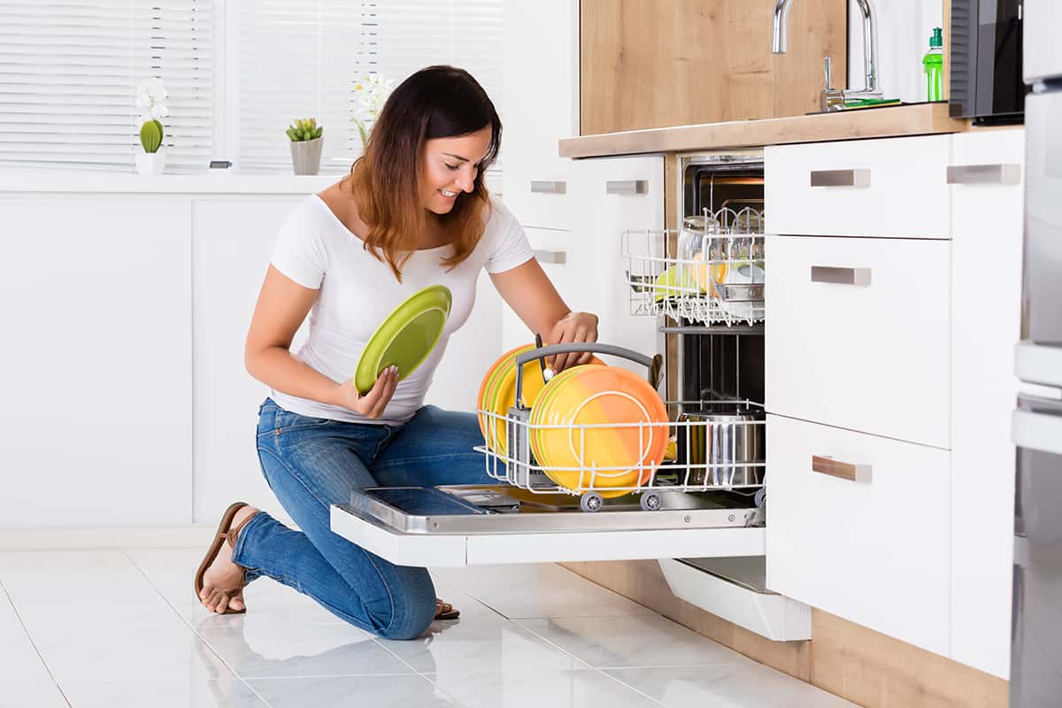 Is it ok to use a dishwasher every day