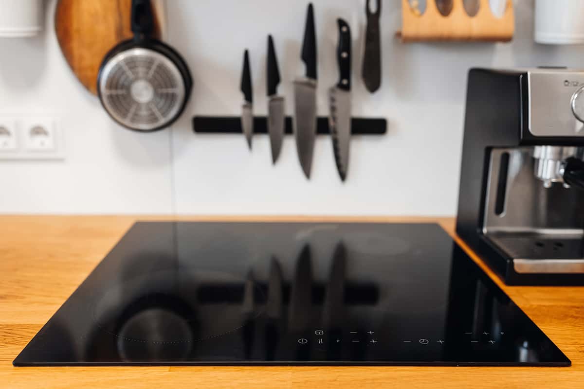 Troubleshooting the Cooktop Light