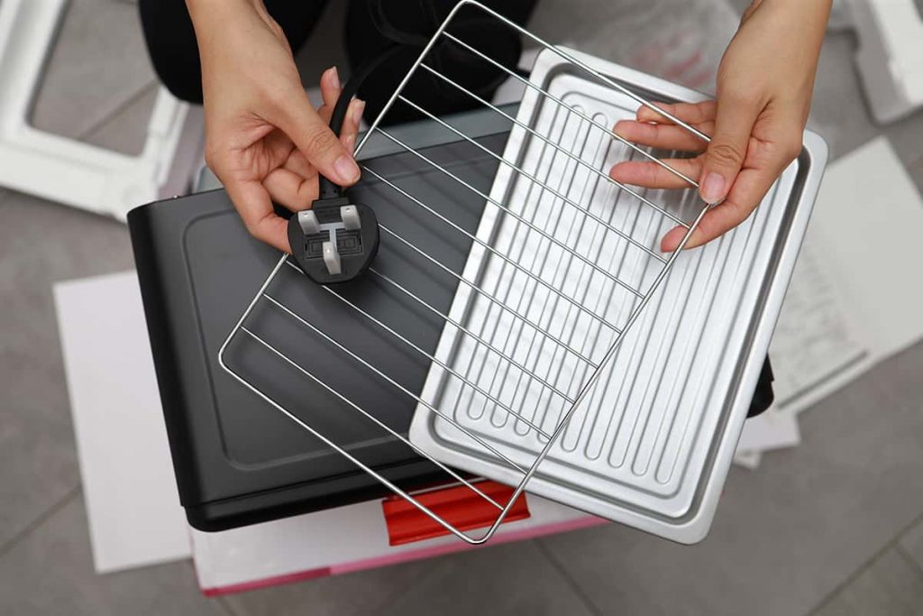 Using Toaster Oven for The First Time Tips & Tricks HowdyKitchen