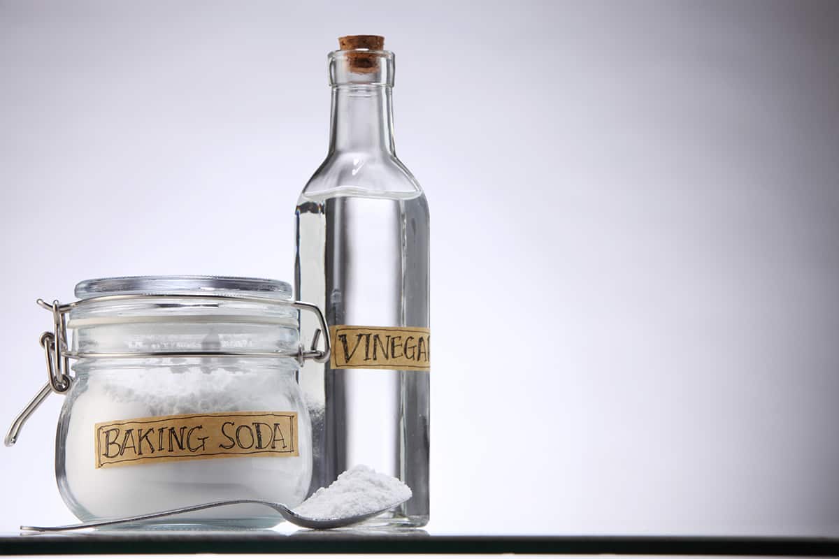 Vinegar and Baking Soda Remedies for Existing Cloudy Glasses