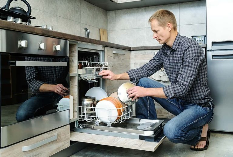 20 Things You Should Never Put in a Dishwasher HowdyKitchen