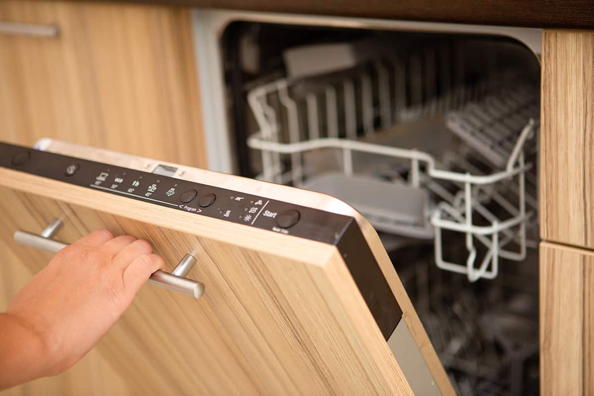 Why You Need a Dishwasher