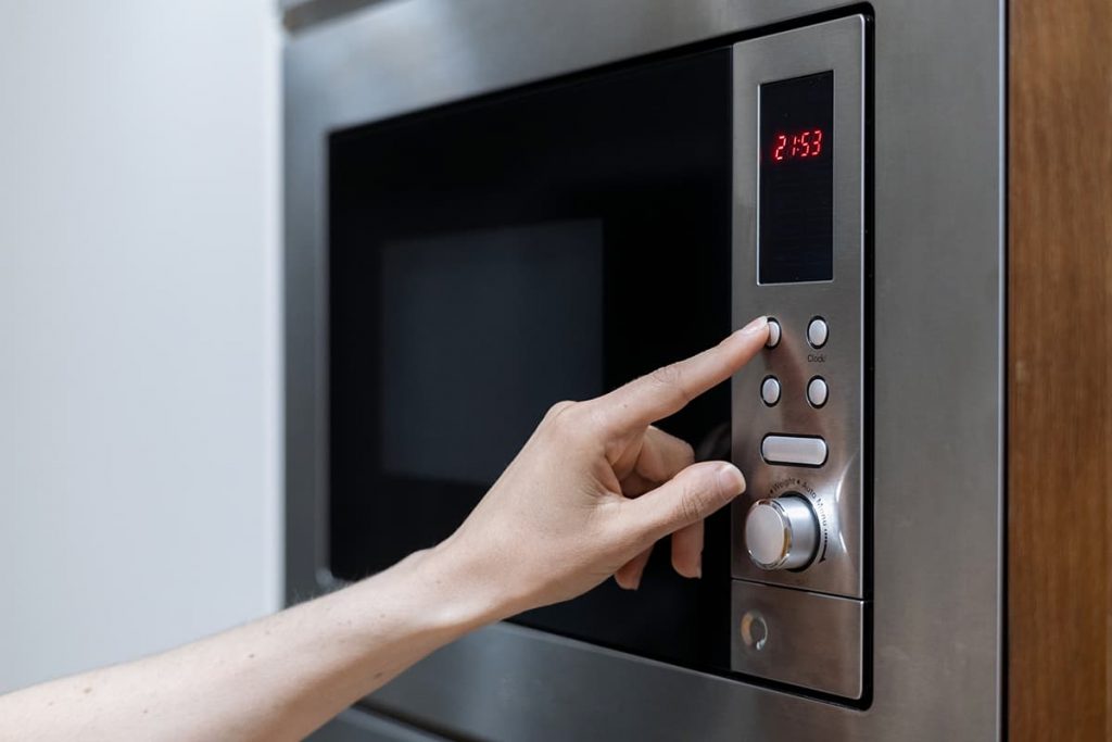 Oven to Microwave Cooking Time Conversion - HowdyKitchen