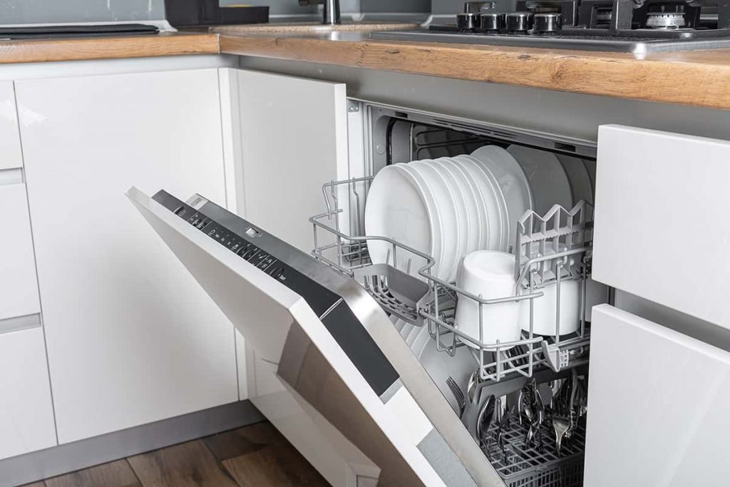 Hard Water and Dishwasher - What It Is, and Its Effects On Your ...