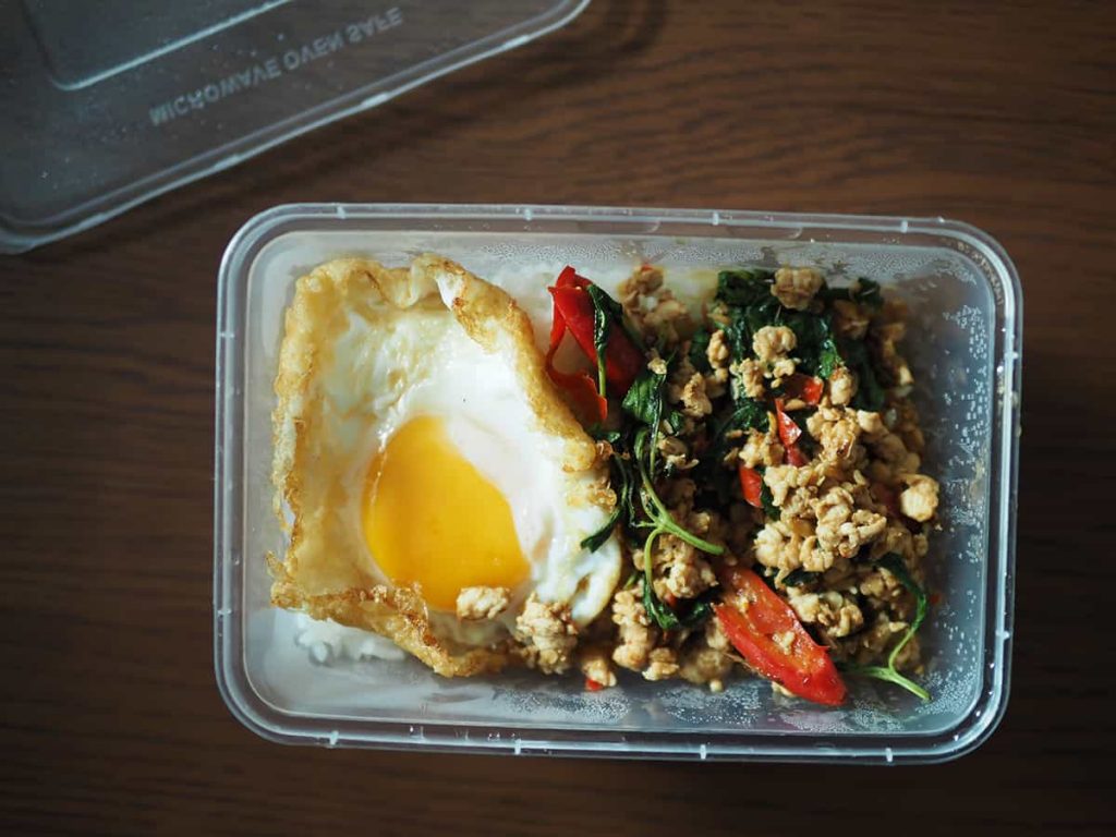 Can You Put Ziploc Bags in the Microwave? HowdyKitchen