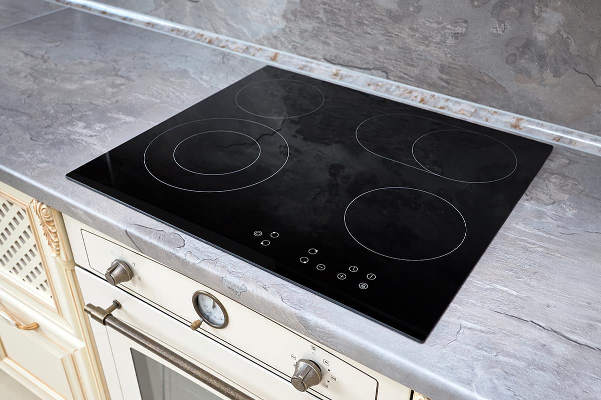 Pros and Cons of Placing a Wall Oven Under a Cooktop