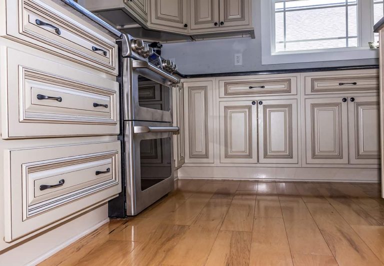 How High Should a Double Oven Be? HowdyKitchen