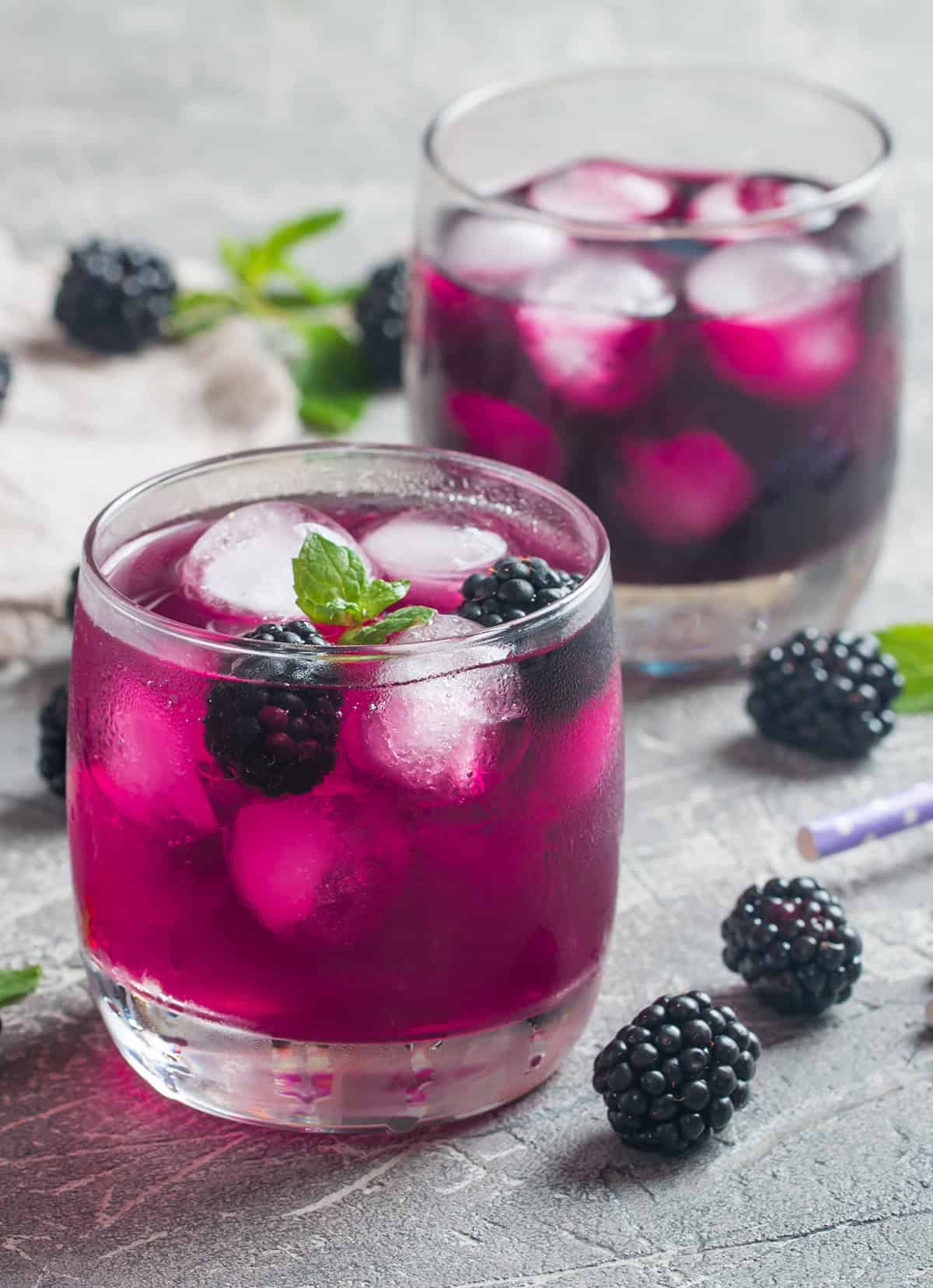 Blackberry Mint Spritzer