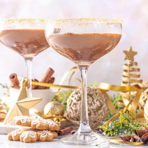 Gingerbread Cocktails Elevate Your Holiday Parties with These Festive Recipes