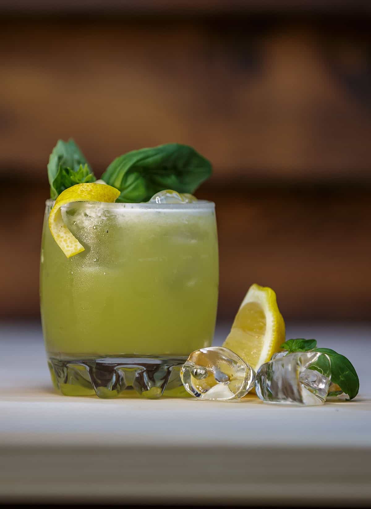 Lemon Basil Spritzer