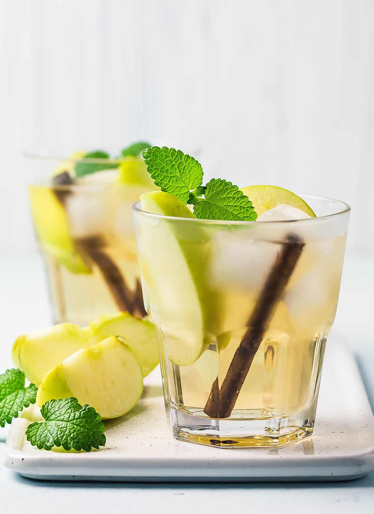 Apple Ginger Fizz