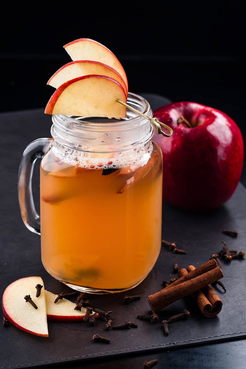 Apple Pie Punch Mocktail - Howdykitchen