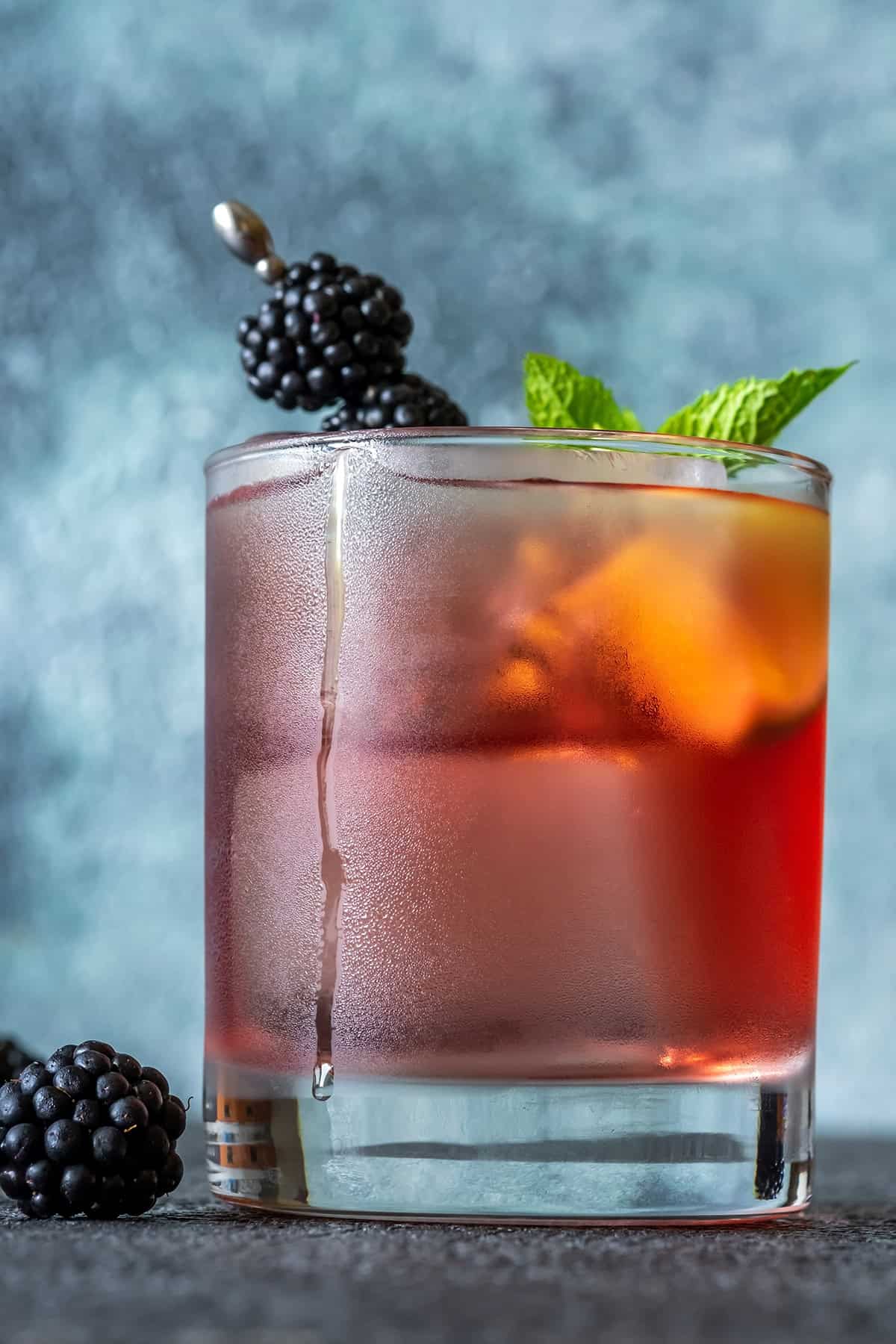 Blackberry Bourbon Smash