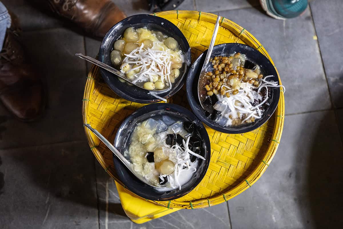 15 Delicious Vietnamese Chè Desserts