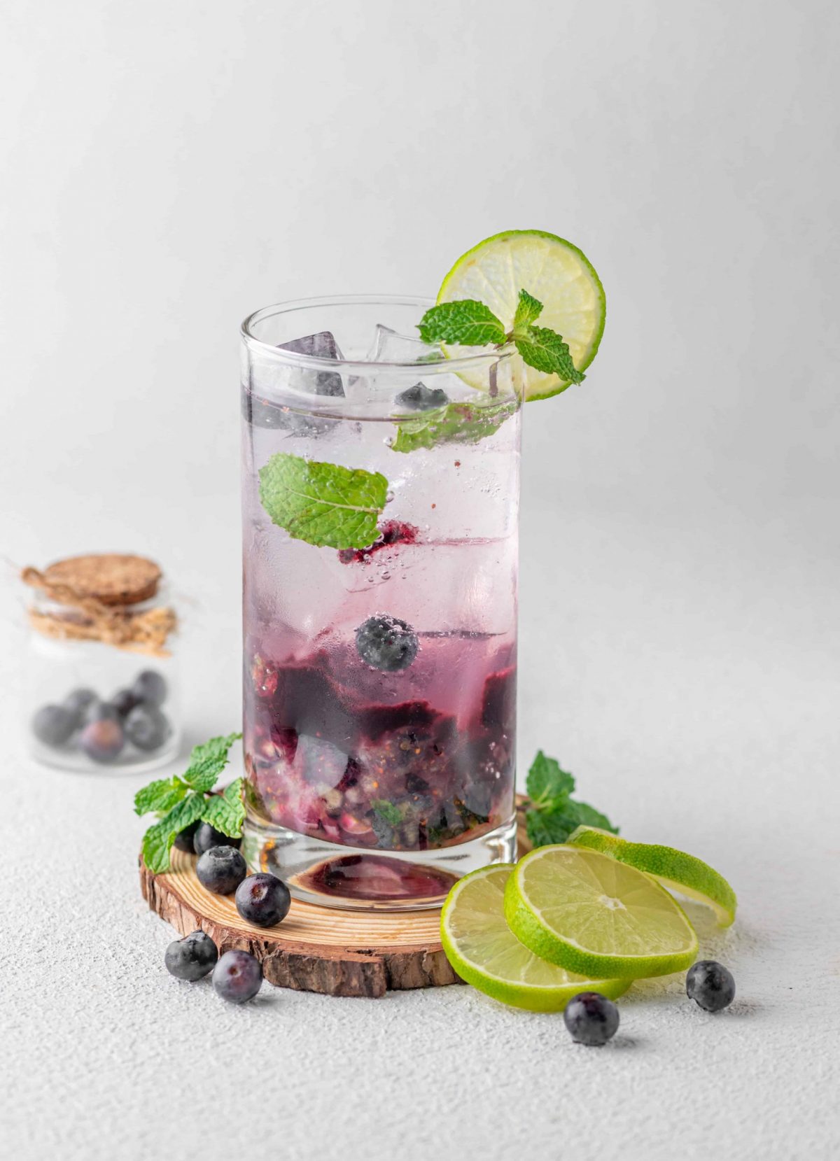 Blueberry mojito
