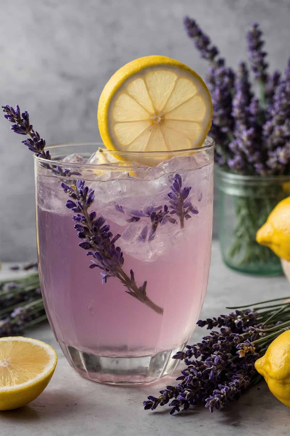 Lavender Lemonade Cocktail