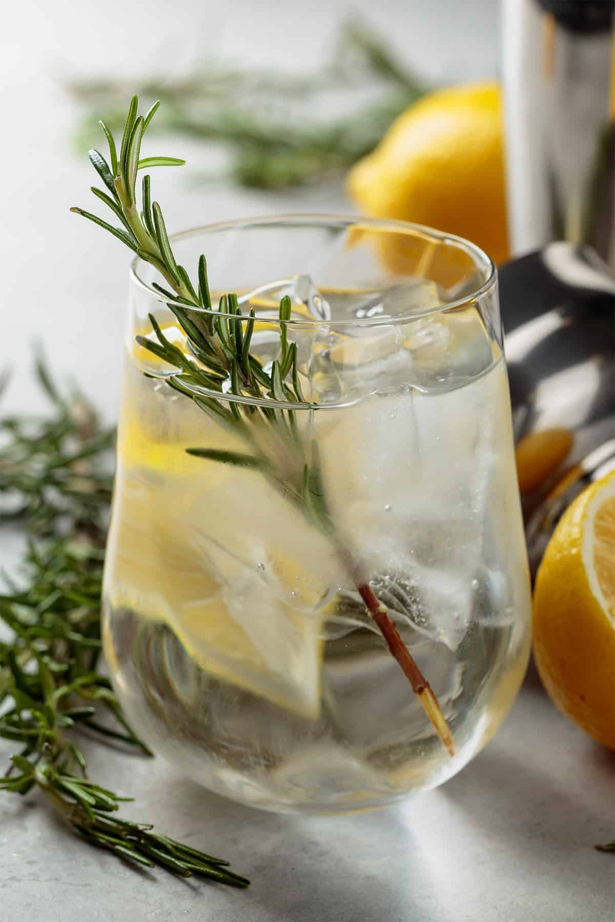 Rosemary Gin Lemonade